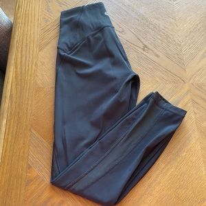 Lululemon Train Times 25”